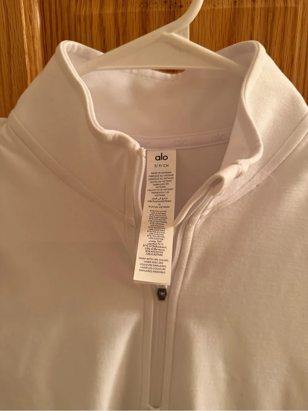NWOT ALO Yoga White 1/2 Zip Aloft Pullover